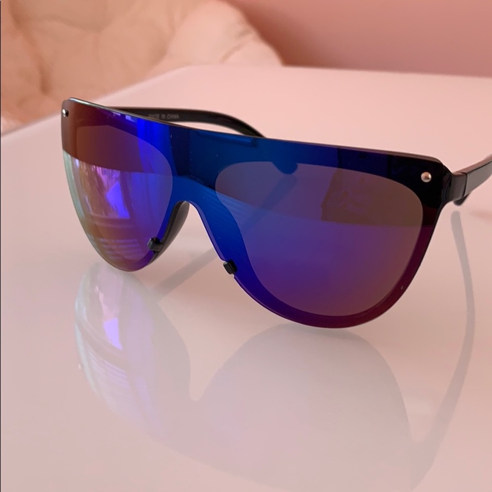 Kim Sunglasses